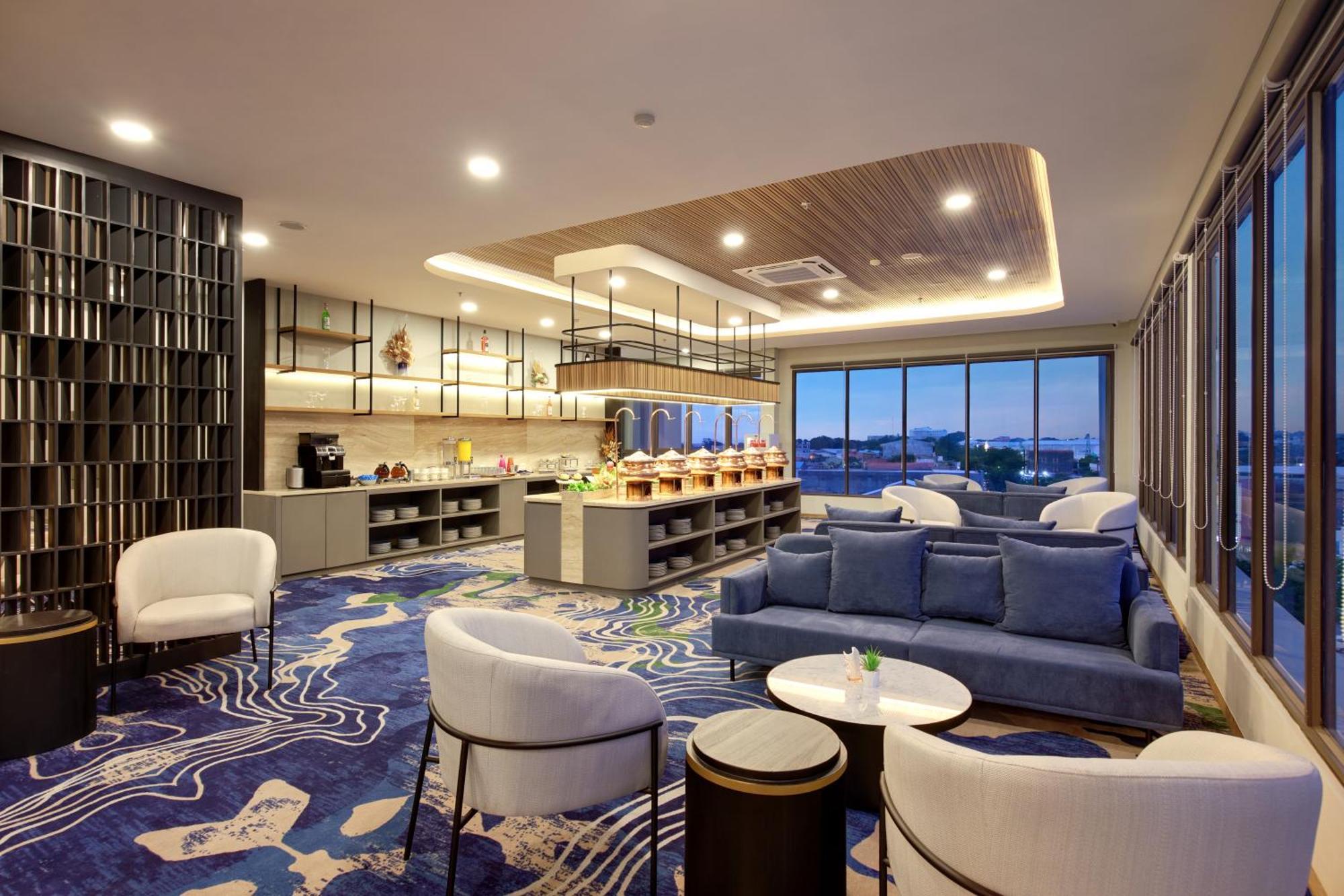 Aston Palu Hotel & Conference Center Eksteriør bilde