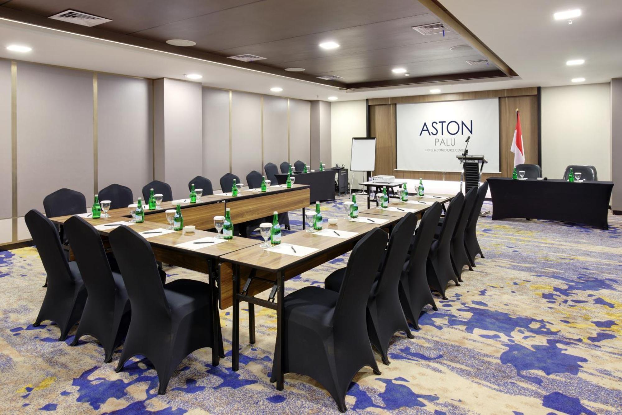 Aston Palu Hotel & Conference Center Eksteriør bilde